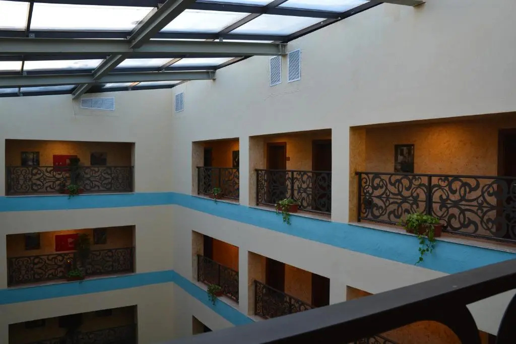 Saray Hotel