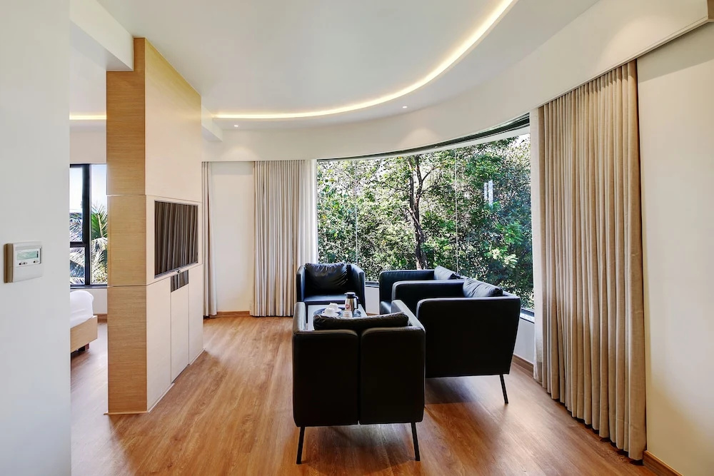 Hotel Mumbai House Ghansoli